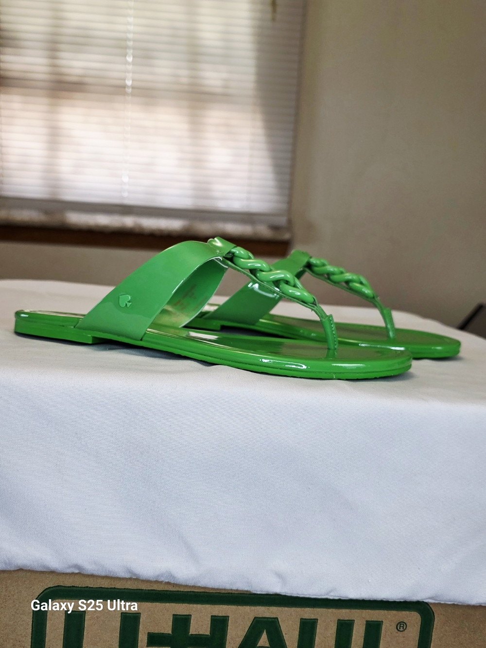 Kate Spade Patent Irene Sandals In Fresh Greens Size 7.5B - Picture 7 of 9